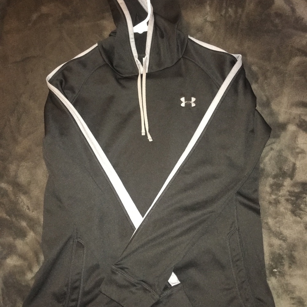 Under armour pullover